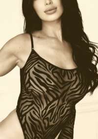 Eğlenmeyi seven escort Saşa