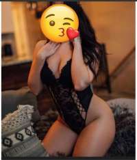 Esmer Mersin bayan Ayden