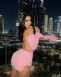 Eve Otele Gelen Fantazi Yapan Tuana