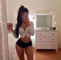 Evlere ve otellere gelen doyumsuz seks düşkünü Buse