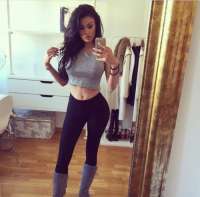 Güzel Escort Banu Mersinde Görüşme Yapıyor