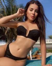 Güzel sohbetli birisi Samira