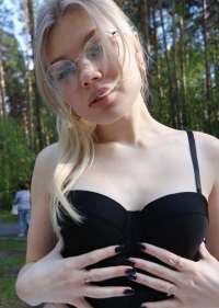 Her pozisyona açık Anna