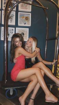 Mersin 2 bayan Alyona ve arkadaşı 