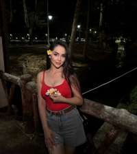 Mezitli'nin en seçkin Bayanı Berna. sadece WhatsApp