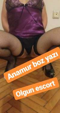 Seksi sarışın Mersin escort bayan Nazlı