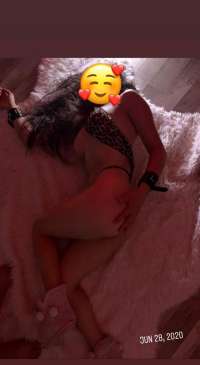 Sevişmelerinde asla kural olmayacak Roza