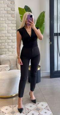 Sihirli bir masaj yapacak Funda