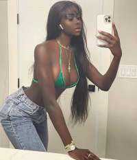 Sınırsız bir ön sevişme yapan Lynn