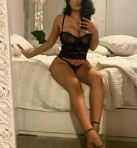 Tecrübeli ve neşeli Çilek