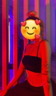 Türk erkeklerini seven Nazlı