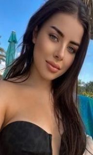 Güzel sohbetli birisi Samira