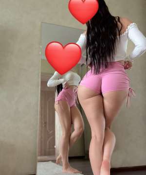 Mersin Çarşı bölgesinde escort Esra KENDİ YERİ. Normal arama yalnız