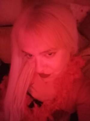 Mersin TRANS escort Begüm.  Sadece Whatsapp