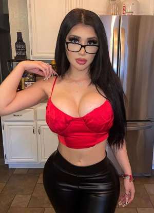 Seçilmiş bir escort bayan Nil