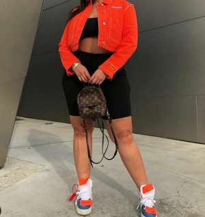 Komdomsuz balıketli escort bayan Egal