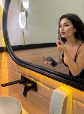 Beyaz tenli seksi escort ALEYNA