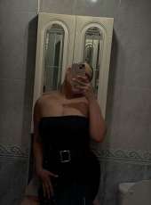 Esmer Mersin bayan Amira