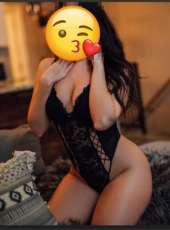 Esmer Mersin bayan Ayden