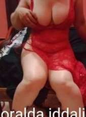 Etkileyici bedeni olan İlayda