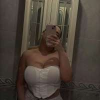 Esmer Mersin bayan Amira