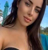 Güzel sohbetli birisi Samira