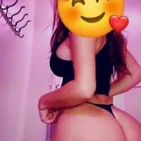 Penisinizi okşayacak escort Selina