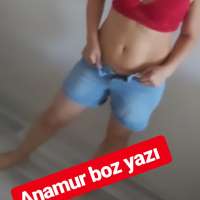 Saf doğal güzelliğin adı olan Mersin escort bayan Derin 