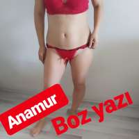 Saf doğal güzelliğin adı olan Mersin escort bayan Derin 
