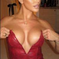 Sevgili tadında görüşmeler yapan Tara