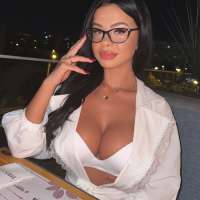 Sıcak bir escort kadın Rojda