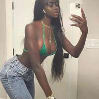 Sınırsız bir ön sevişme yapan Lynn