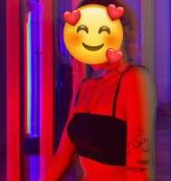 Türk erkeklerini seven Nazlı