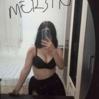 Yatakta kıvrak olan escort Sevtap