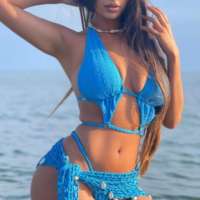 Zarif ve çekici Zümrüd